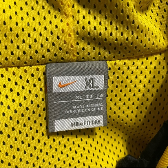 Nike Fit Dry Live Strong 1/2 Zipper Front Windbreaker Anorak Jacket - Picture 6 of 7